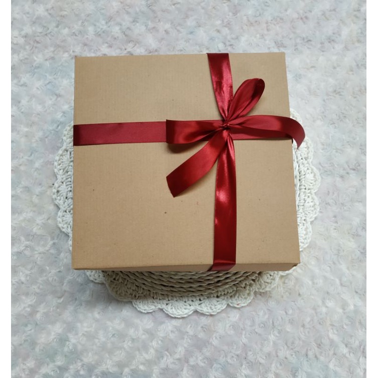 Box Hampers Mukena Tambahan uk 25x25x7 cm