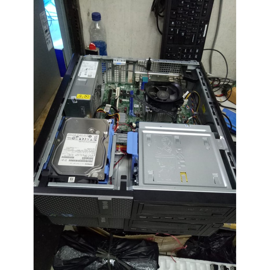 Pc dell 990 DESTOP/Core i7- 2600 3.40ghz/4gb/500gb/dvd rw, wins 7 pro lengkap siap pakei