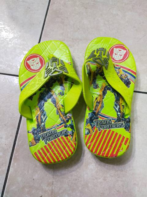 SALE STOCK Sandal Karakter Anak Laki Warna Random