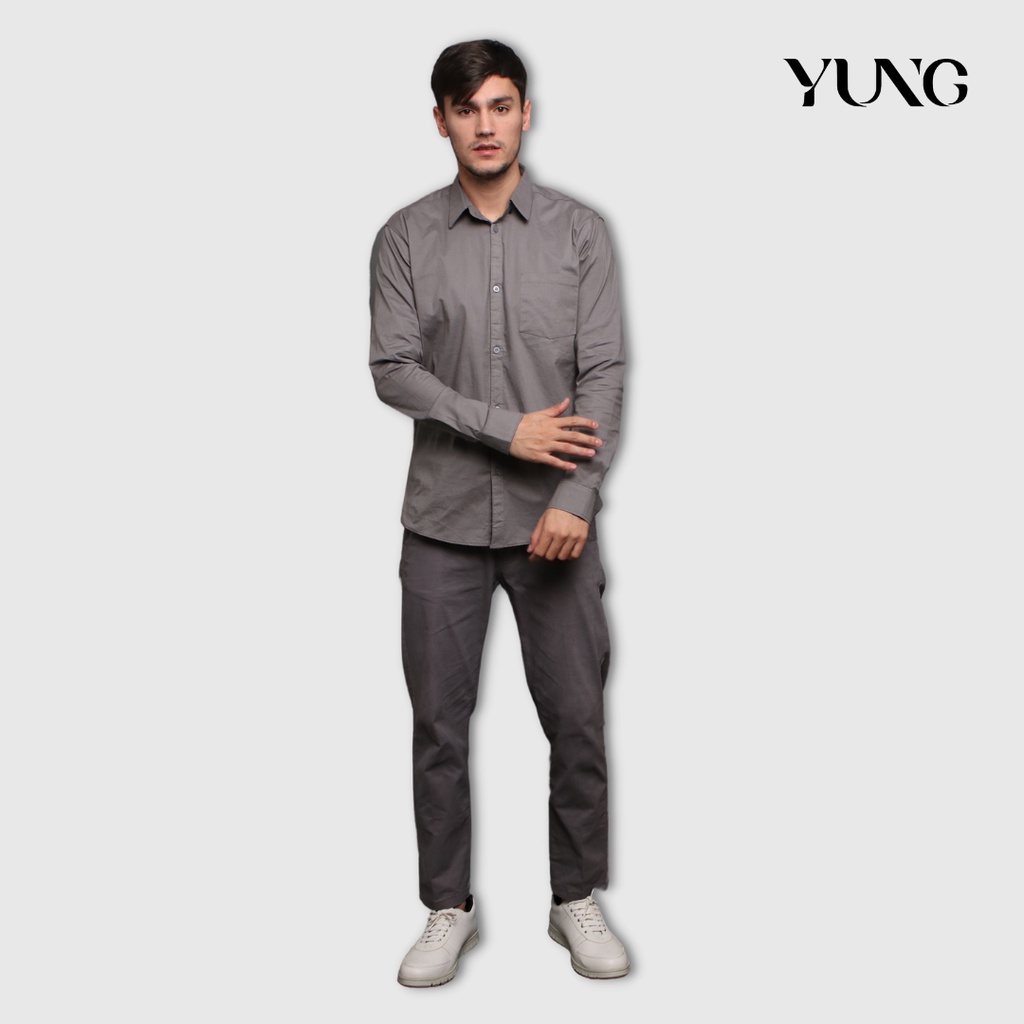 YUNG Kemeja Poplin Stretch Pria Slimfit