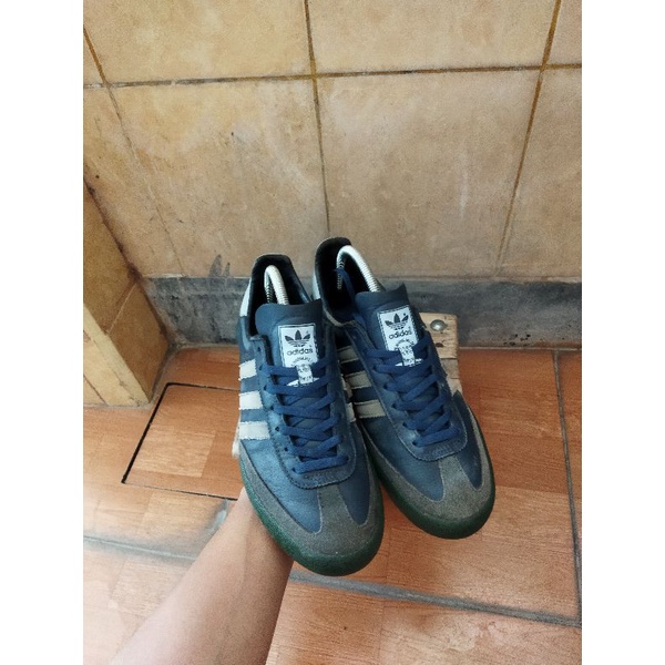 adidas jeans valencia