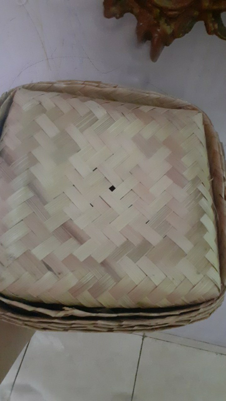 Besek Bambu 20*20*11 Besek Nasi Bambu