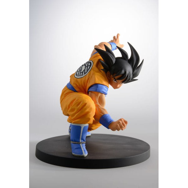 Scultures Dragon Ball Z - Son Goku (vs Vegeta)