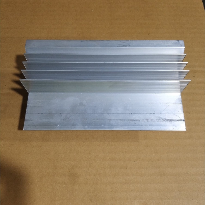 Pendingin Sirip 8sanken 30cm /heatsink sirip 8 sanken 30 cm