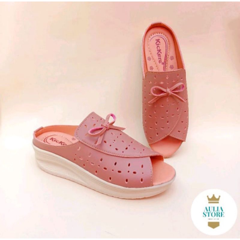 sepatu wedges wanita selop. kode AU 56