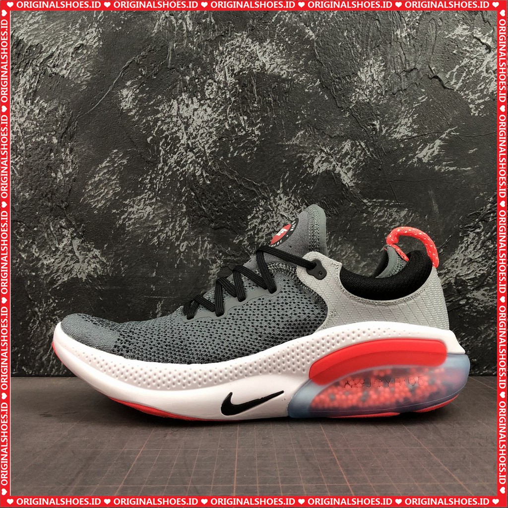 harga sepatu nike joyride