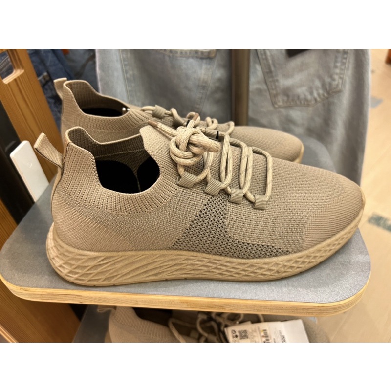 sepatu pull&bear sale