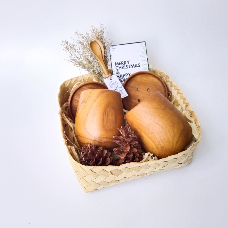

Parcel natal dan tahun baru,hampers box,kado pernikahan,hadiah natal