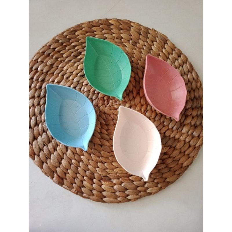 Souvenir Mangkok Daun warna warni/ mangkok mika / mangkok bungkus plastik + kartu nama ucapan