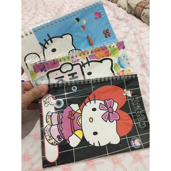 

buku tulis set hello kitty 3