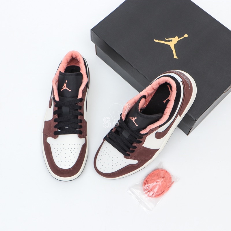 Air Jordan 1 Low Mocha