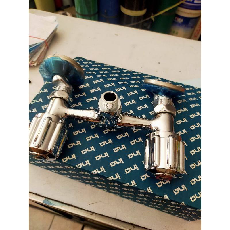 Kran panas dingin. kran shower panas dingin. INA kran shower