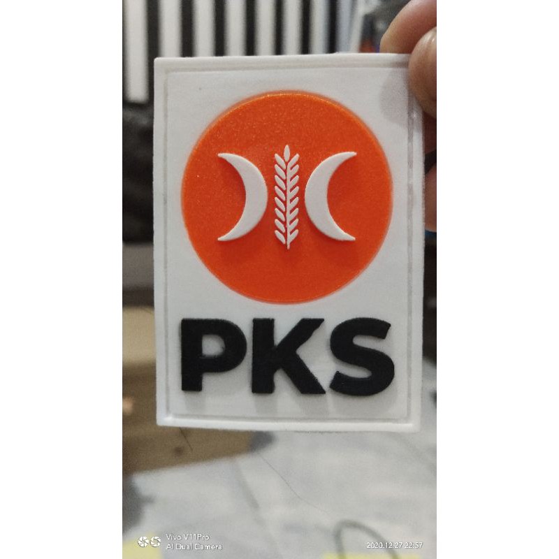 logo PKS baru emblem