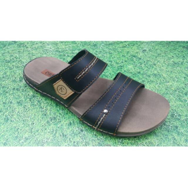 SENDAL SANDAL KULIT PRIA ORRANIL 8202 BLACK