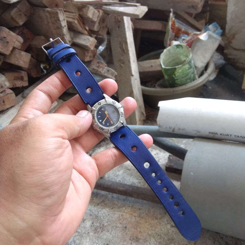 Jam tangan original CITIZEN OXY ECO DRIVE 8511-L16380