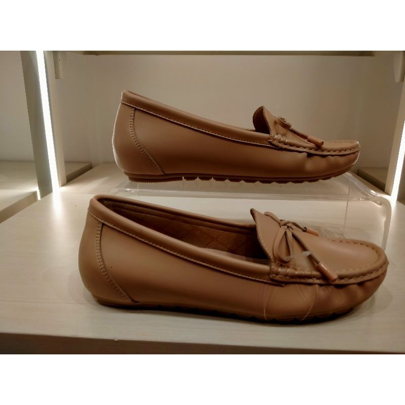 sepatu wanita bata comfit 2 warna