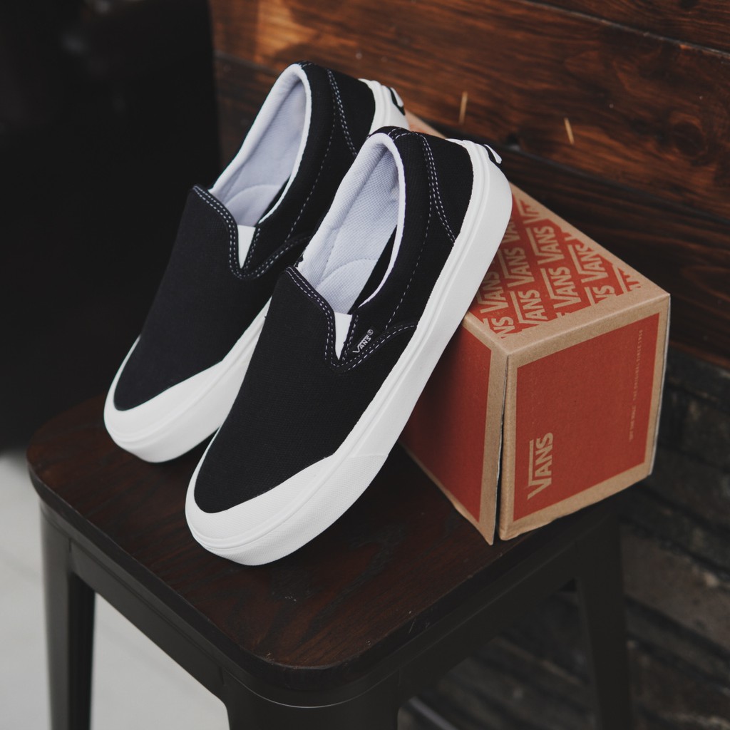 Murah Sepatu Sneakers Pria Tanpa Tali Vans Slop Toe-Cap Keren Outdoor Kuliah Nongkrong Skate