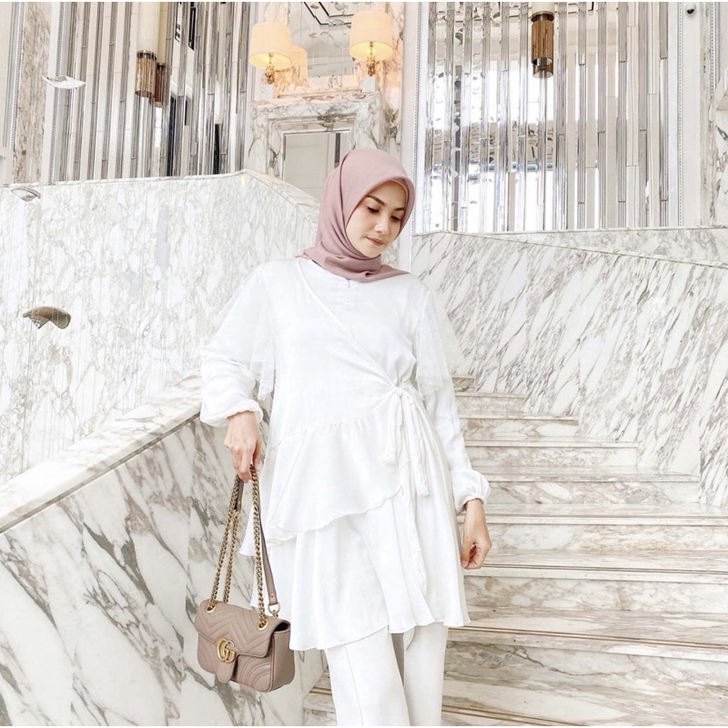 Celine Blouse White XL by Vanilla Hijab