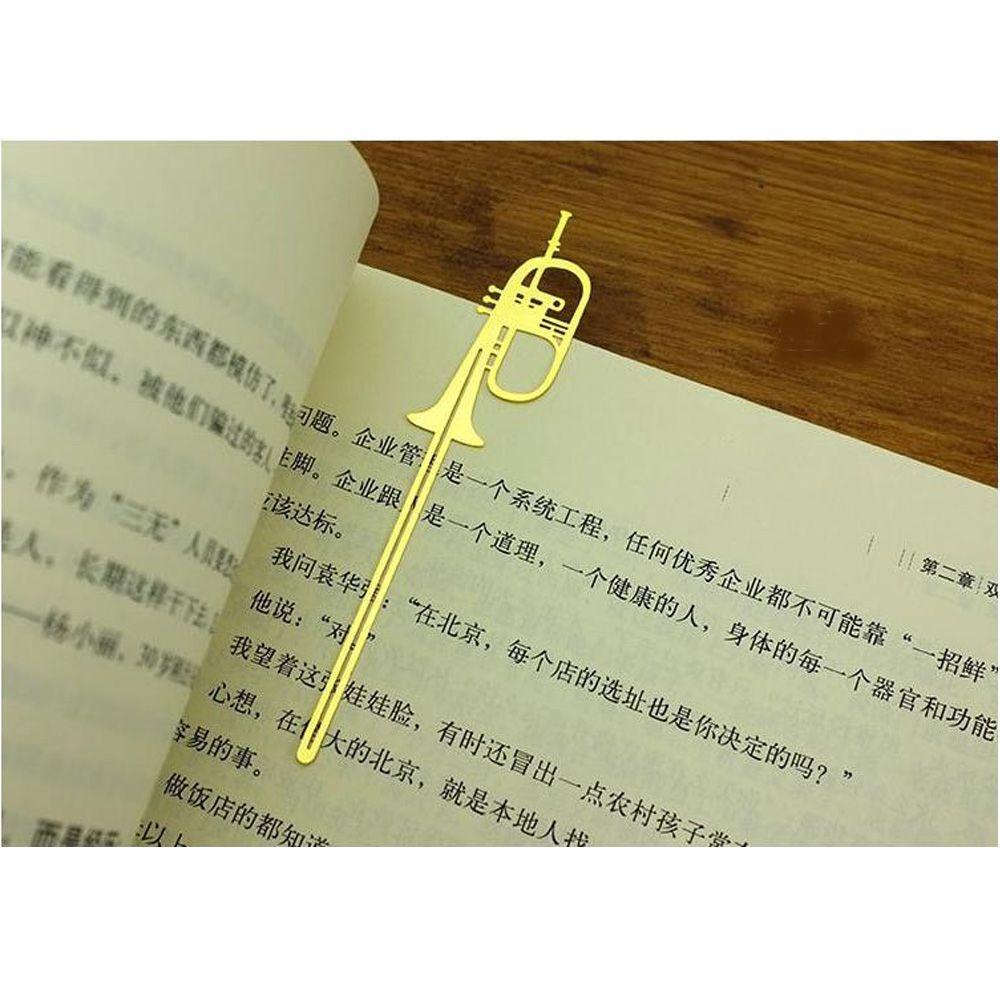 R-bunga Penanda Buku Terompet Kreatif Hollow Bookmark