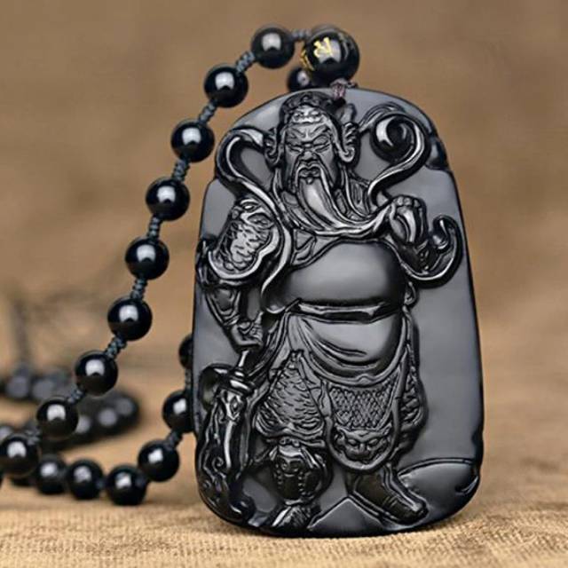 KALUNG BATU OBSIDIAN HITAM DEWA PERANG GUAN GONG KWAN KONG