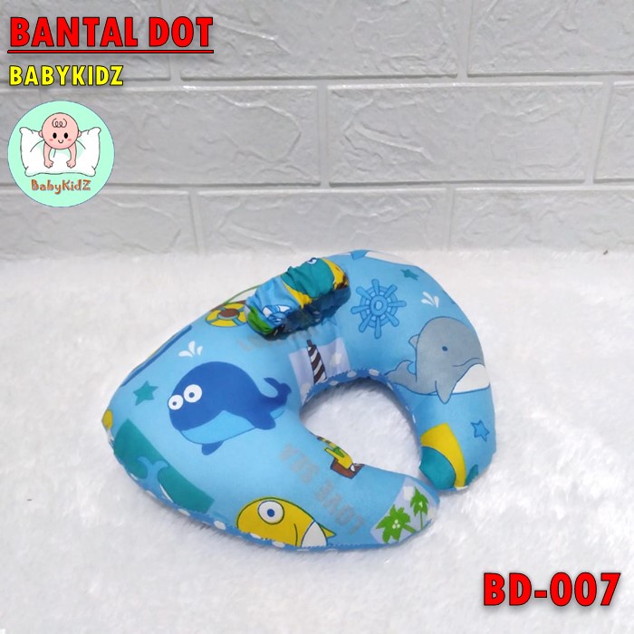 Bantal Dot Bayi Penyangga Botol Susu Motif Karakter