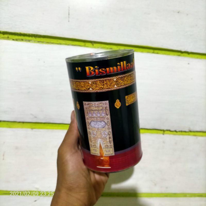 VIRAL CELENGAN TARGET (MOTIF KA'BAH)