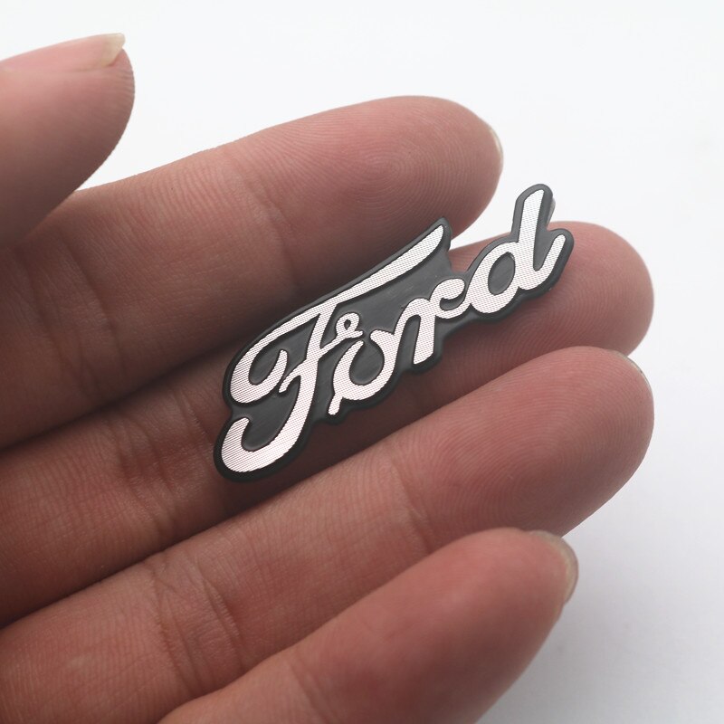 4pcs Stiker badge 3d Bahan aluminum Untuk speaker Ford Fiesta Ranger Ecosport Focus Everest