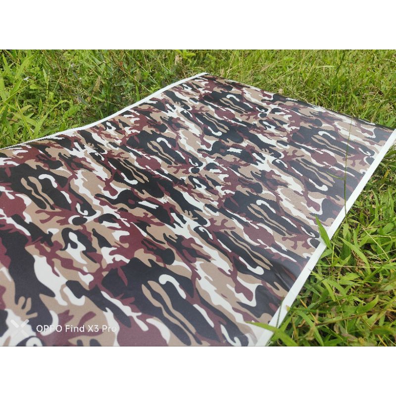 

Stiker loreng ukuran 50x100 cm anti gores