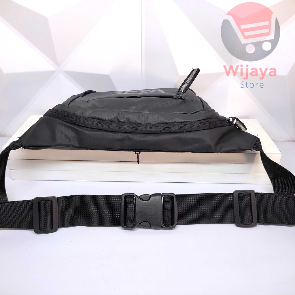 Tas Selempang Pria yang Trendi dan Fungsional Waistbag Waterproof Anti Air