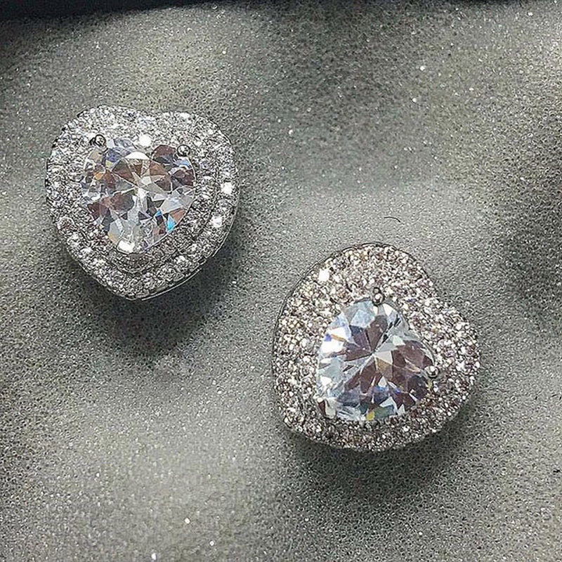 Anting Stud Kristal Bentuk Hati Bahan Cubic Zirconia Untuk Wanita