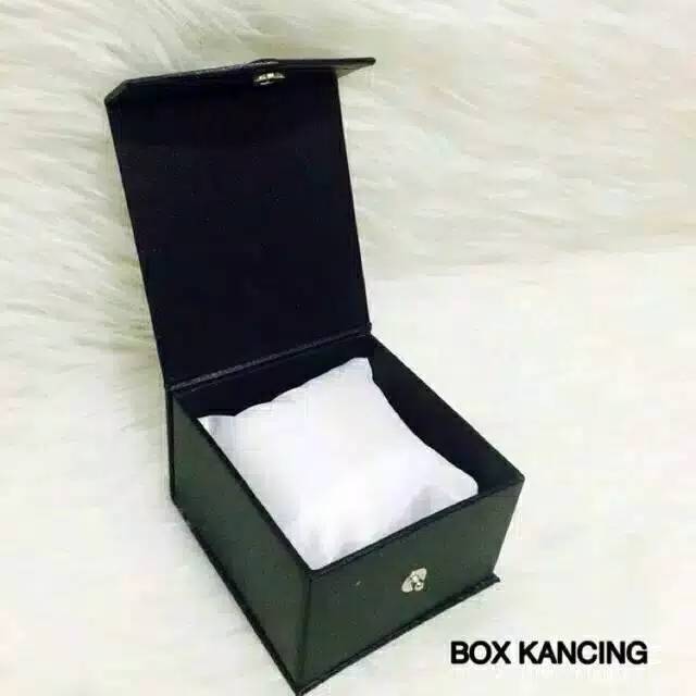 KOTAK JAM TANGAN KANCING,BOX JAM TANGAN POLOS EKSKLUSIF