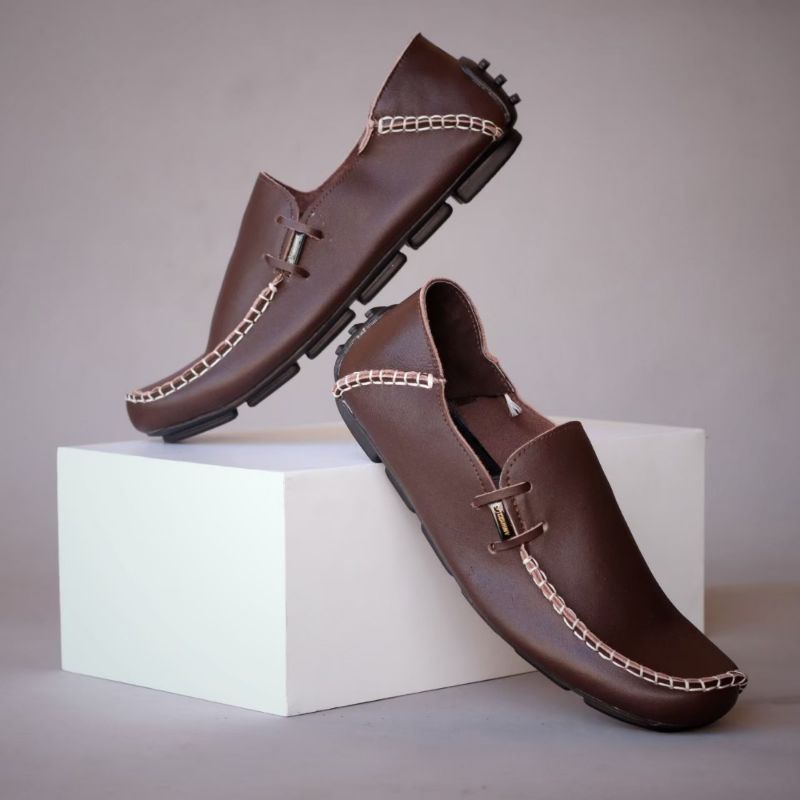 sepatu slip on pria sepatu kulit cevany moclea original