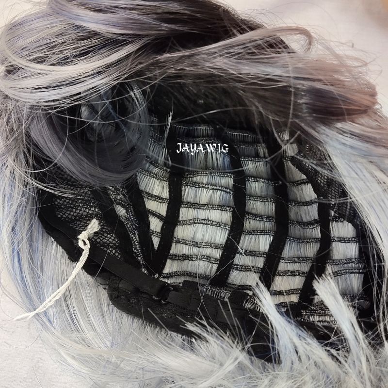 Wig Pendek Warna Silver Blue Rambut Palsu Wanita Model Bob