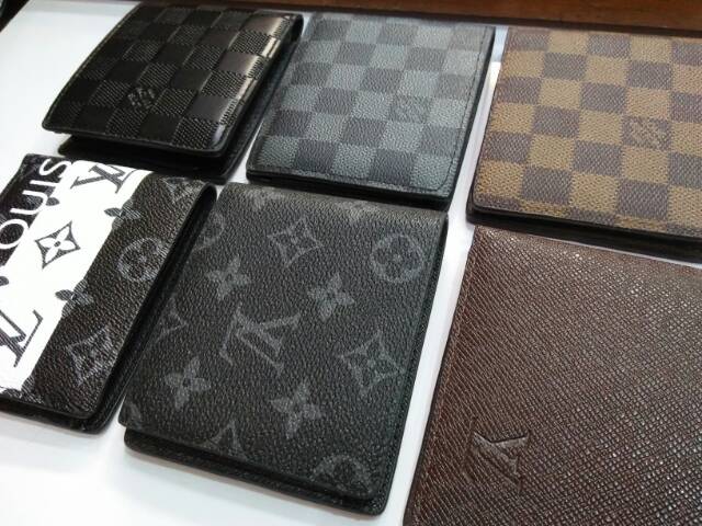 Dompet cowo lv import