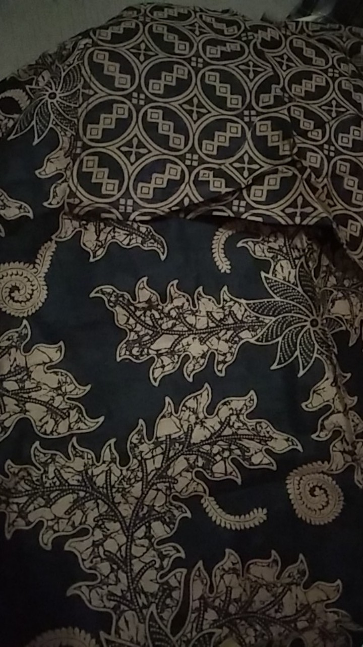 Blus Sogan Daun Khairani Atasan Batik Wanita Kerja Modern Kasual Elegan