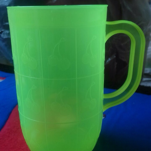 Gelas warna plastik gagang