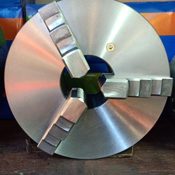 chuck bubut 5 inch 3jaw