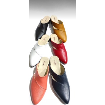 BUSTONG WANITA BAHAN KULIT