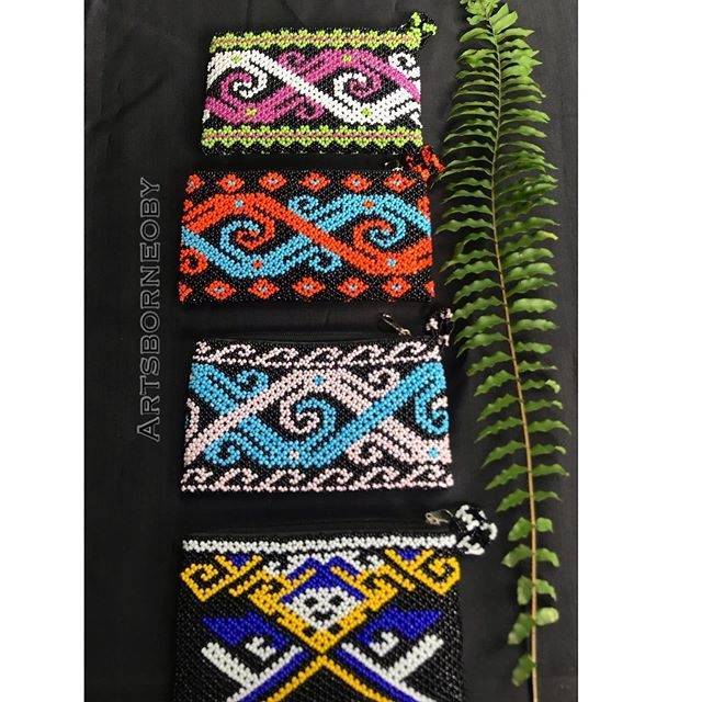 DOMPET MANIK ETNIK MOTIF DAYAK