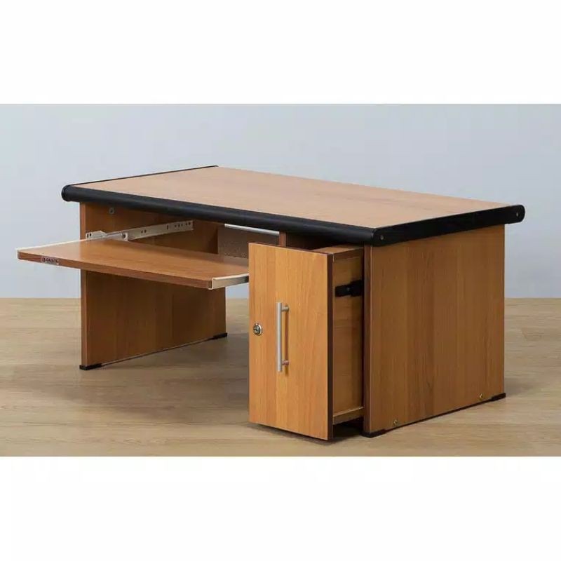 MEJA LESEHAN MEJA LAPTOP MEJA KOMPUTER MEJA BELAJAR MEJA TULIS MEJA BACA MEJA NGAJI MEJA KERJA MEJA LIPAT MEJA SEKERTARIS MEJA DIREKTUR MEJA KURSUS MEJA GAMEG 808 G 8010 G 809 CD 380 CD 180 MB 180 MB 100 MB 181 MB 124 LMC 81 LMC 82 LMC 85 LMC 83-7