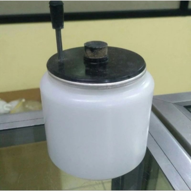 Kalorimeter Larutan Sederhana