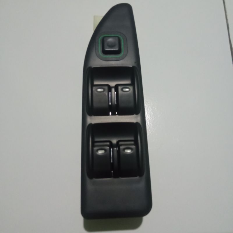 Saklar power window/switch power window kanan isuzu panther