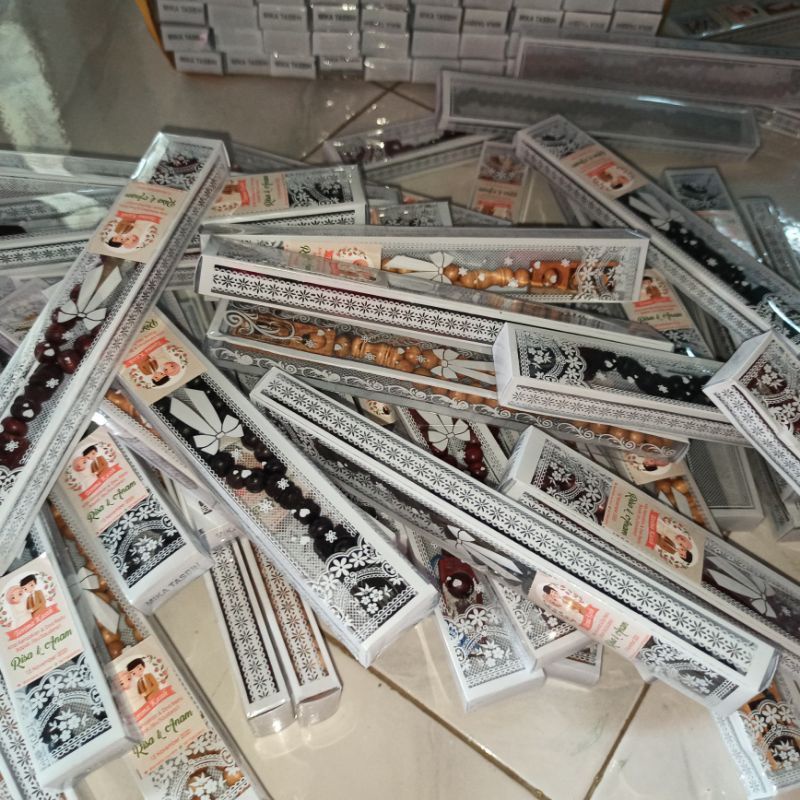 SOUVENIR TASBIH KAYU ISI 99 BUTIR FREE MIKA PACKING