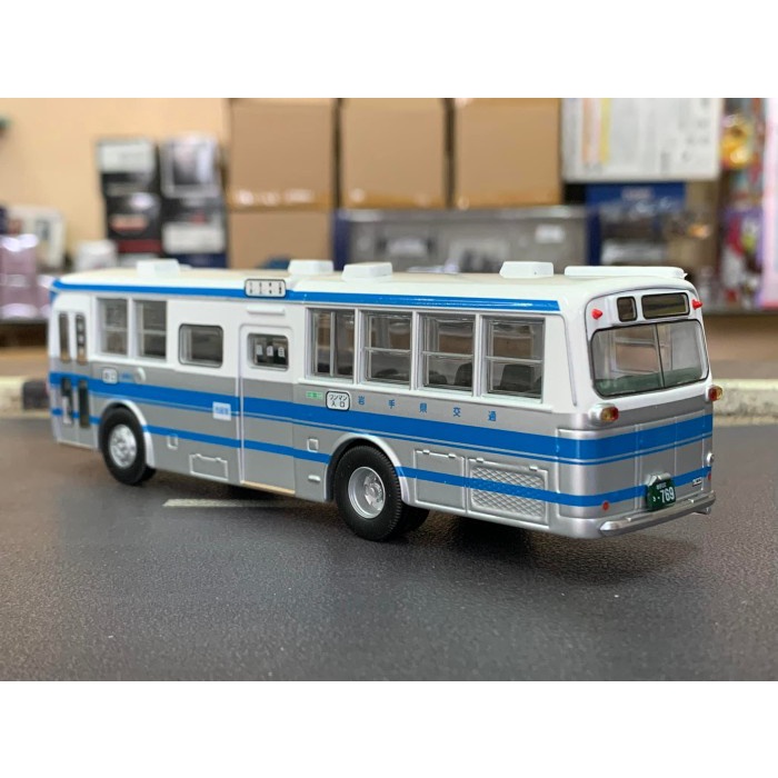 Tomica Limited Vintage Neo LV-N09b Isuzu BU04 Type Bus Iwateken Kotsu