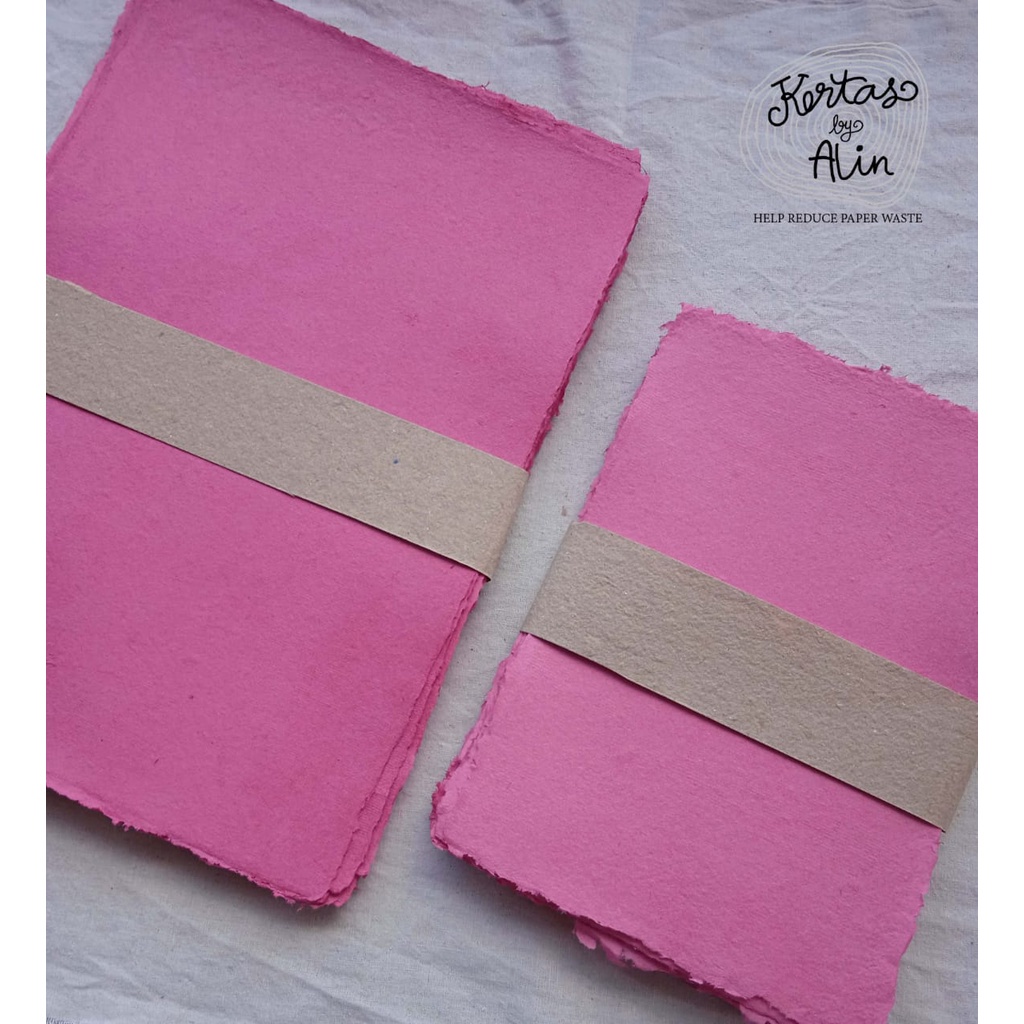 

Kertas Daur Ulang A5 Warna Merah Magenta – Handmade & Ramah Lingkungan