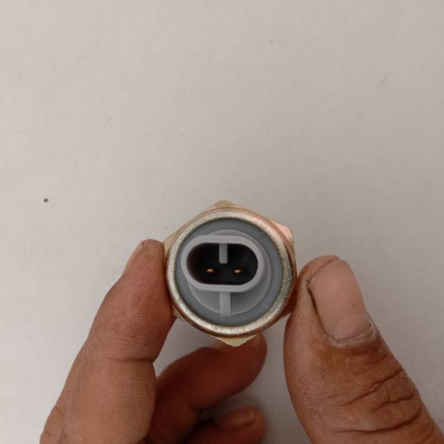 Swit atret lampu mundur lampu parkir Dyna saurus hino dutro