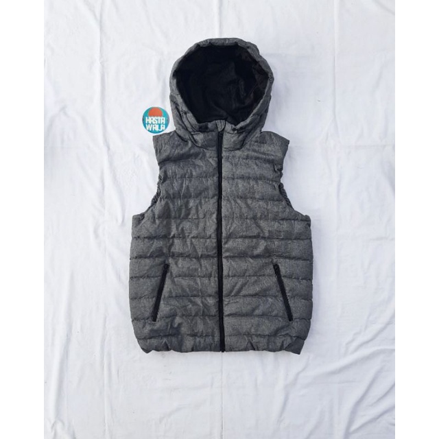 Rompi Tebal Hoodie GU UNIQLO size S-M Vest Bulang Outdoor Gunung second