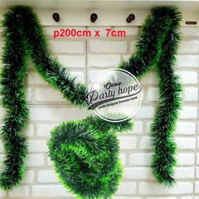 slinger natal hijau daun hiasan tinsel pohon natal slinger natal hijau daun hiasan tinsel pohon natal
