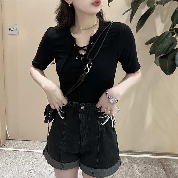 Korean Short Sleeve T-shirt With Chest Strap Kaos Lengan Pendek Dengan Tali Dada 1500 (S-XL)