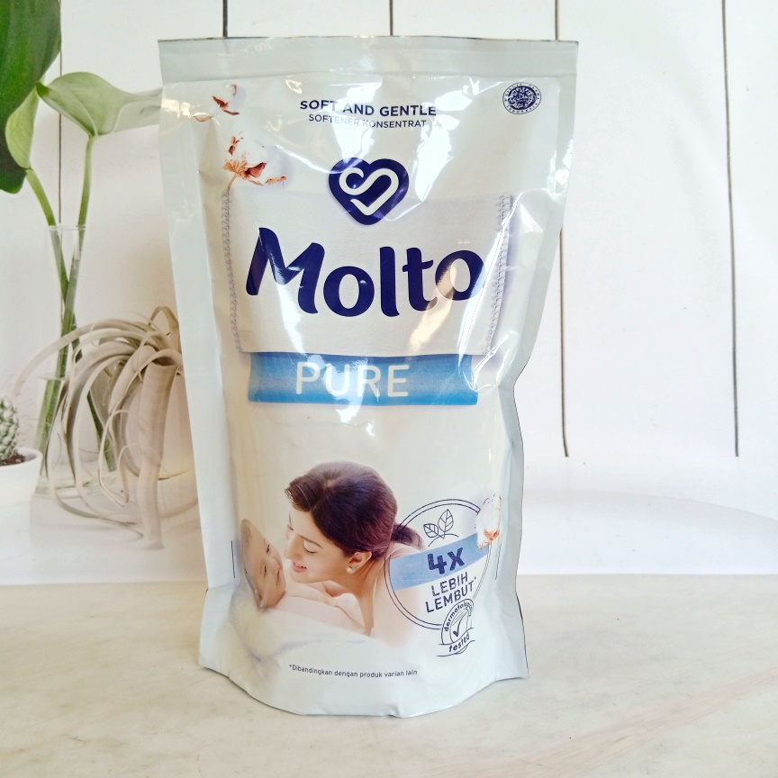 Molto Ultra Pure Pouch 720ml